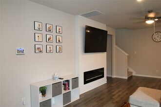 1336 Mount Blanc Path in Conroe, TX - Building Photo - Building Photo