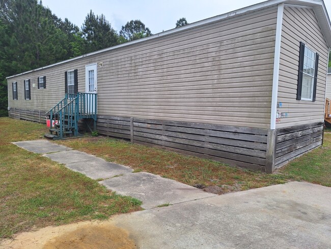 property at 1134 Kelly Dr
