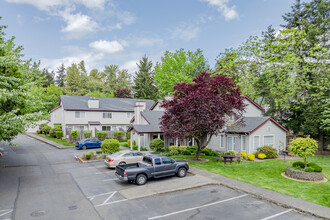 Lake Meridian Ridge Condominiums in Kent, WA - Building Photo - Building Photo