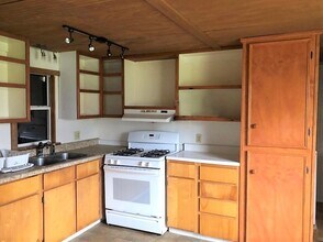 1078 County Rd 499 in Alvin, TX - Building Photo - Building Photo