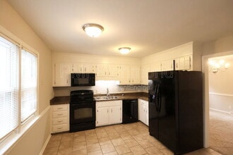 401 Walton Park Rd in Midlothian, VA - Building Photo - Building Photo