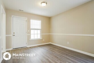 5113 Chasteal Trail in Raleigh, NC - Foto de edificio - Building Photo