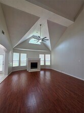 2111 Emerald Cove Dr in League City, TX - Building Photo - Building Photo