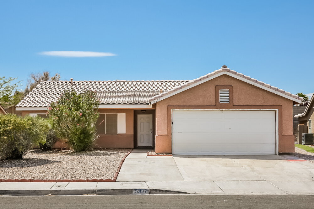 5337 N Padero Dr in North Las Vegas, NV - Building Photo