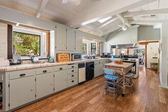 3700 Las Pilitas Rd in Santa Margarita, CA - Building Photo - Building Photo