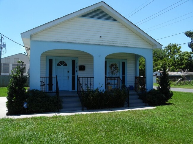 property at 2301-2303 10th St