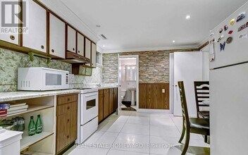 259 Ferris Rd in Toronto, ON - Building Photo - Building Photo