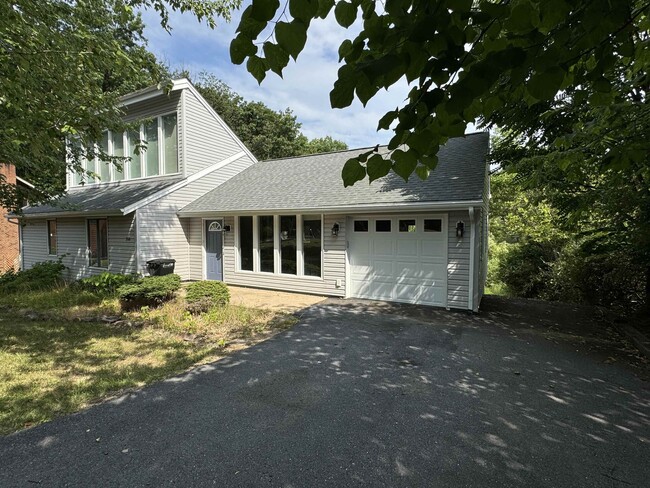 200 Alleghany Dr in McGaheysville, VA - Building Photo - Building Photo