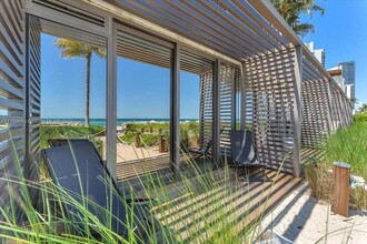 18975 Collins Ave, Unit # 5302 in Sunny Isles Beach, FL - Building Photo - Building Photo