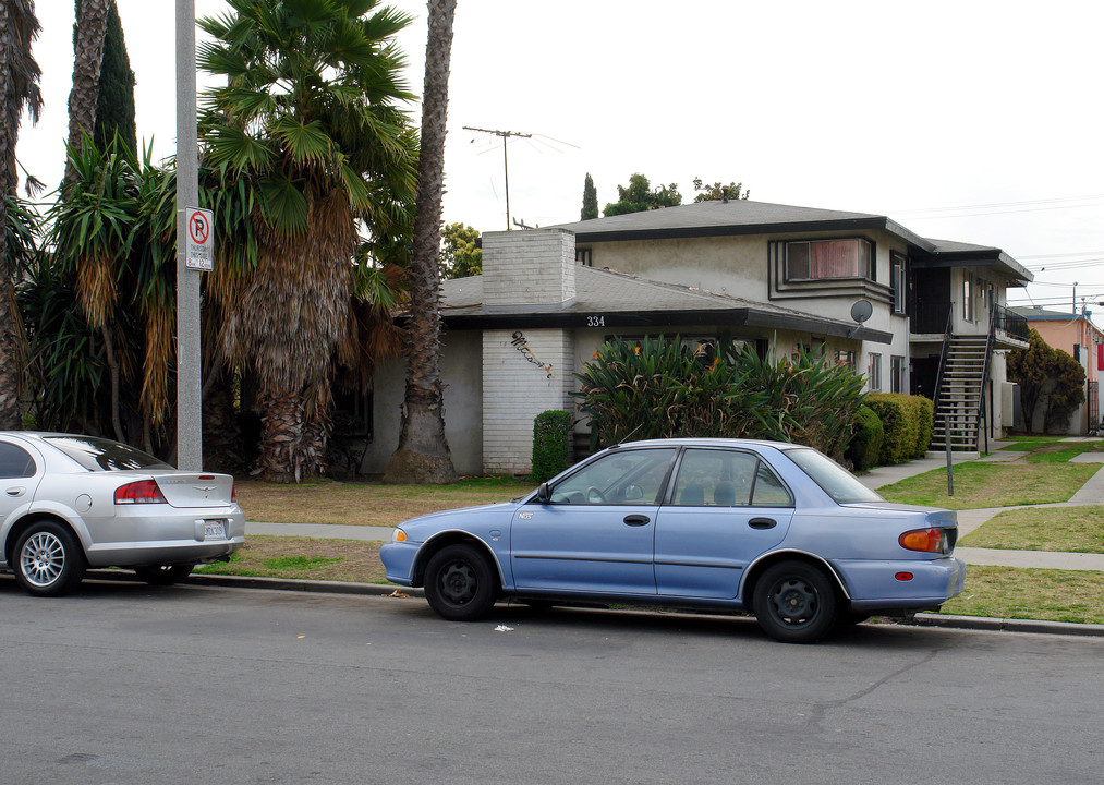 334 E 99th St in Inglewood, CA - Building Photo