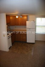 121 W Stadium Ave, Unit 4 in West Lafayette, IN - Building Photo - Building Photo