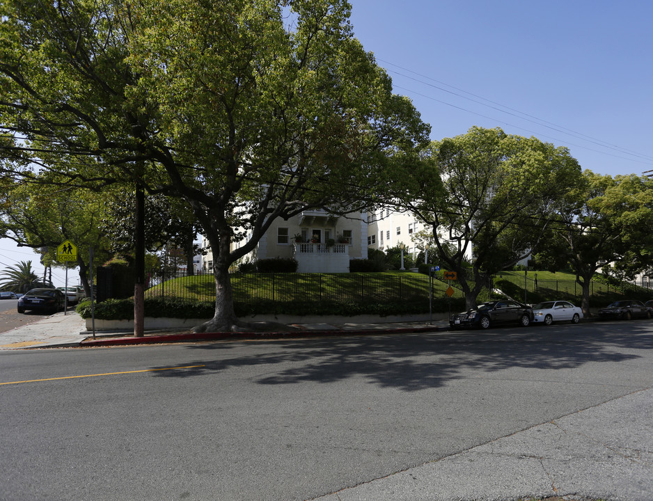 Miramonte Terrace Co in Los Angeles, CA - Foto de edificio