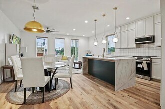 183 S Prairie Ave in Dallas, TX - Building Photo - Building Photo