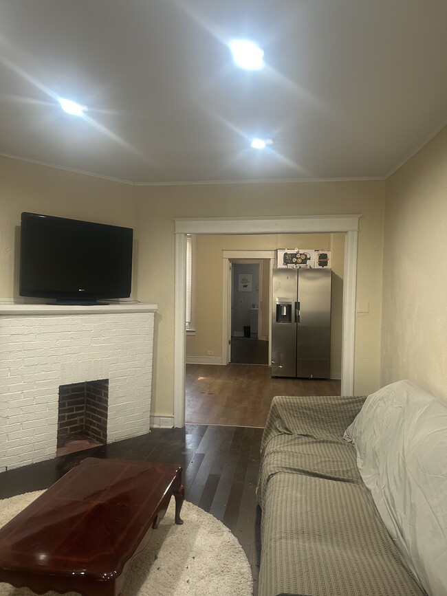 61 N State Rd, Unit First floor and Basement