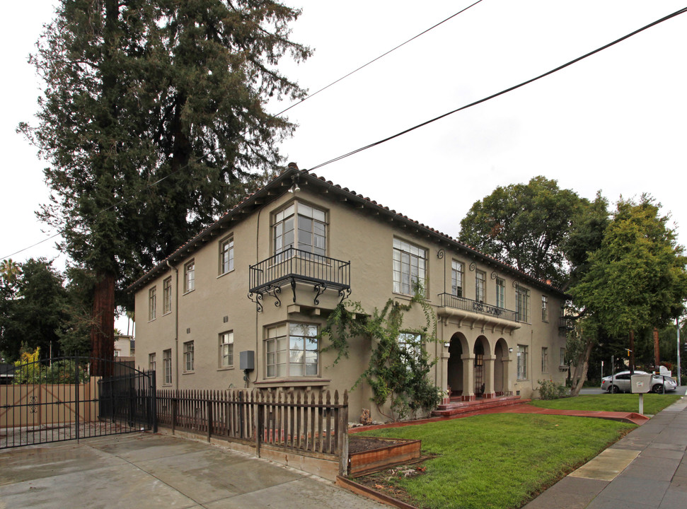 Casa Camino in San Jose, CA - Building Photo