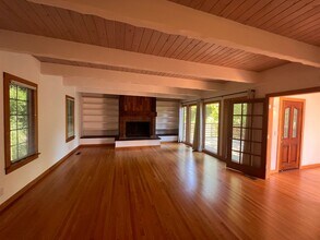 108 Laverne Ave in Mill Valley, CA - Building Photo - Building Photo