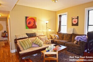 17 Highgate St, Unit 6 in Boston, MA - Building Photo