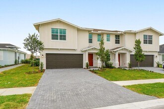 19615 Barn Swallow Way in Loxahatchee, FL - Building Photo - Building Photo