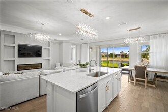 28041 Captiva Shell Lp in Bonita Springs, FL - Building Photo - Building Photo