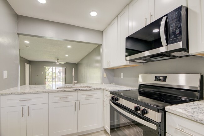 851 NE 209th Terrace