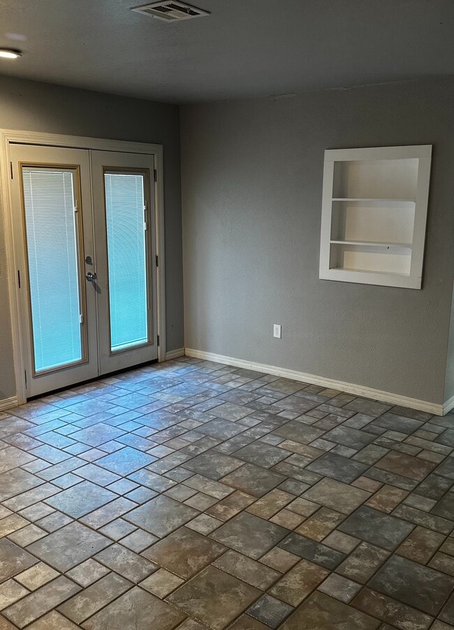 property at 1200 Cedar Ave