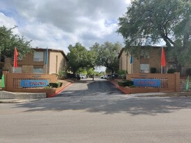 La Paloma Apartments