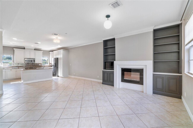 property at 407 SE 13th St