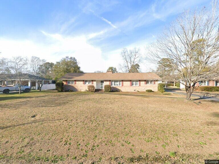 1167 Berkeley Ave in Florence, SC - Building Photo