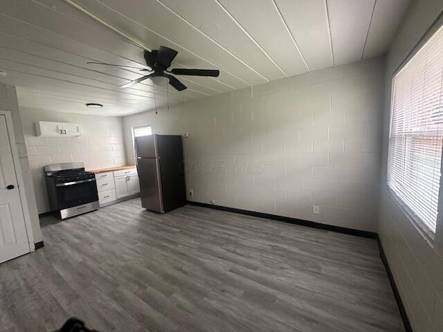 136 Brunson Ave in Columbus, OH - Building Photo