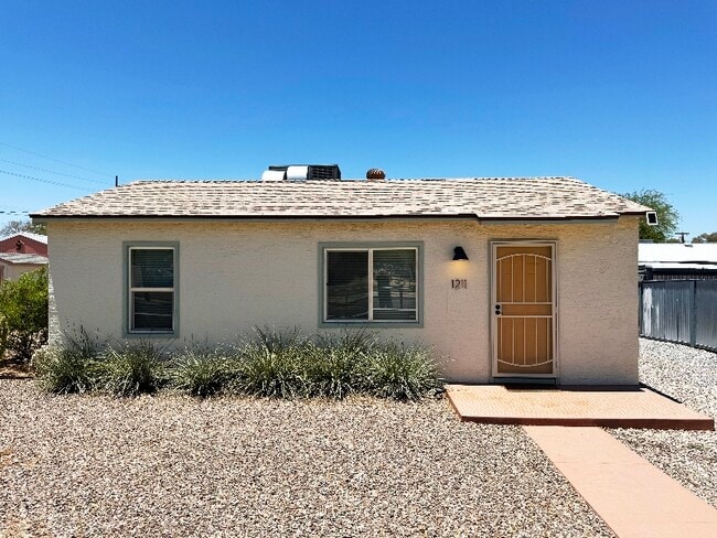 property at 1211 N Richey Blvd