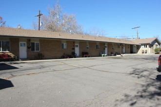 208 W Baseline Rd in Lafayette, CO - Foto de edificio - Other