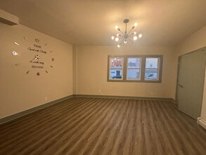 1607 John F. Kennedy Blvd, Unit 1 in Jersey City, NJ - Foto de edificio - Building Photo