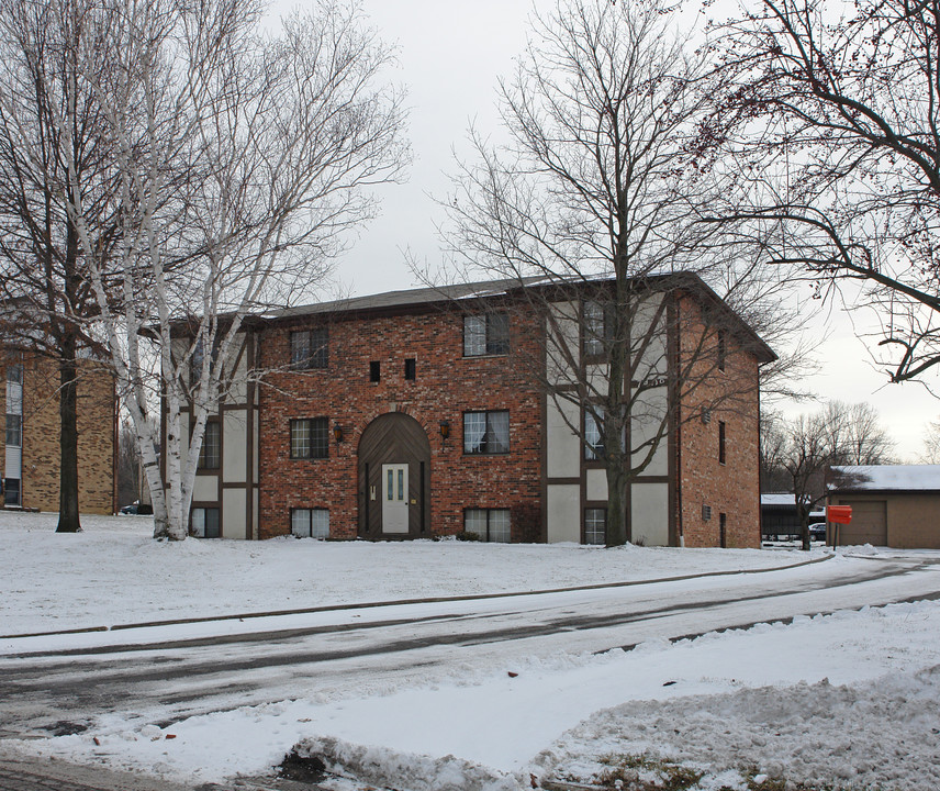 7409 West Blvd in Youngstown, OH - Building Photo