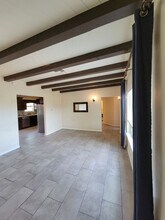 2158 E Grant Rd in Tucson, AZ - Foto de edificio - Building Photo