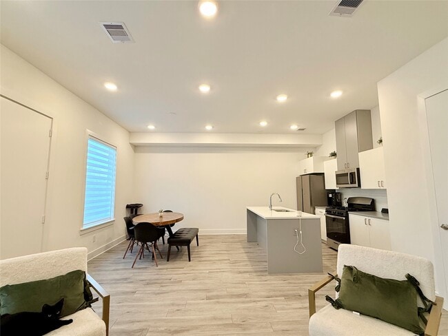 property at 9609 Habitat St