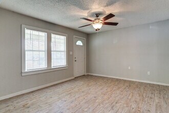 2106 26th St in Lubbock, TX - Building Photo - Building Photo