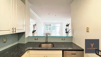 1100 River, Unit 206 in Edgewater, NJ - Building Photo - Building Photo