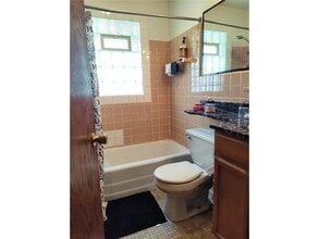 4101 Lowry Ave N in Minneapolis, MN - Building Photo - Building Photo