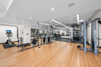 1750 Wewatta St in Denver, CO - Building Photo - Building Photo