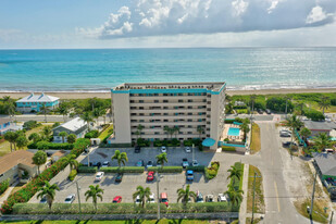 355 S Ocean Dr in Fort Pierce, FL - Building Photo