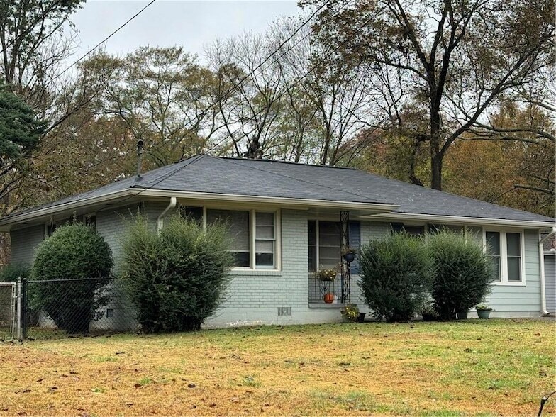 2157 Settle Cir SE, Unit unit A in Atlanta, GA - Building Photo