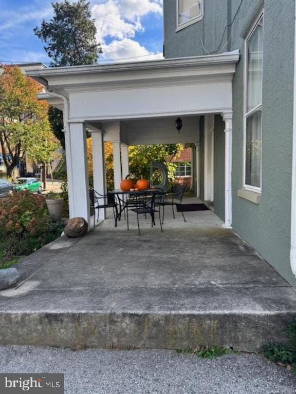 property at 4 W Athens Ave