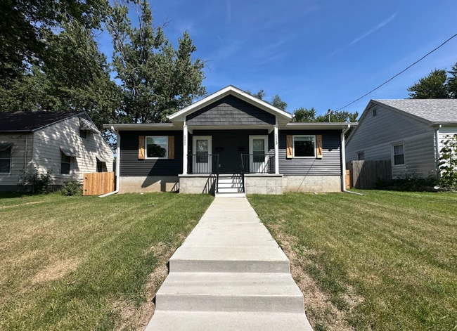 property at 1111 S Ohio Ave