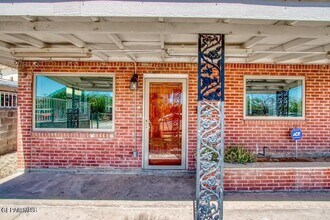 257 Francis St in El Paso, TX - Building Photo - Building Photo