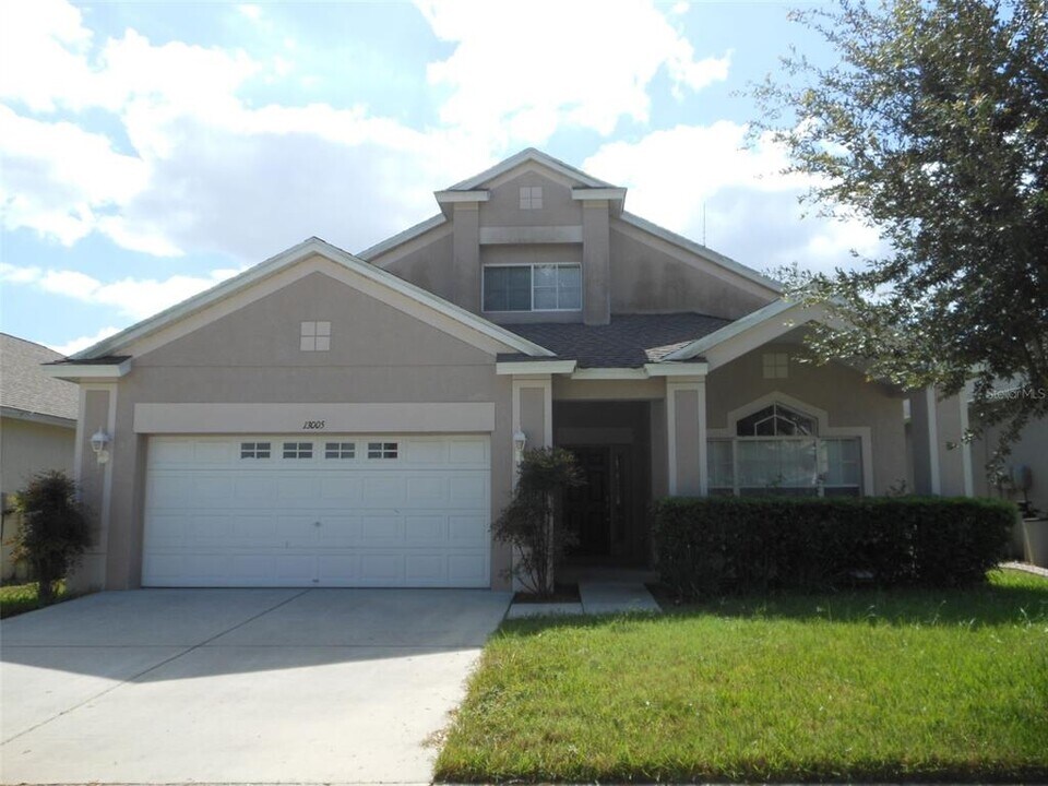 13005 Terrace Springs Dr in Temple Terrace, FL - Building Photo