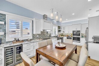 311 N Surf Rd in Hollywood, FL - Building Photo - Building Photo