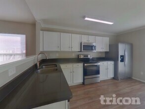 3634 Charterhall Ln in Charlotte, NC - Building Photo - Building Photo