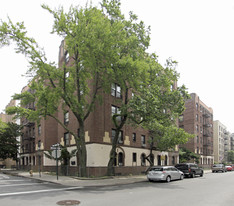 125 E 18th St Apartments