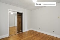 823 Dorchester Ave photo'