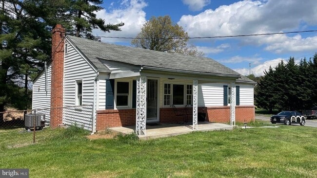 10711 Bethesda Church Rd in Damascus, MD - Building Photo - Building Photo